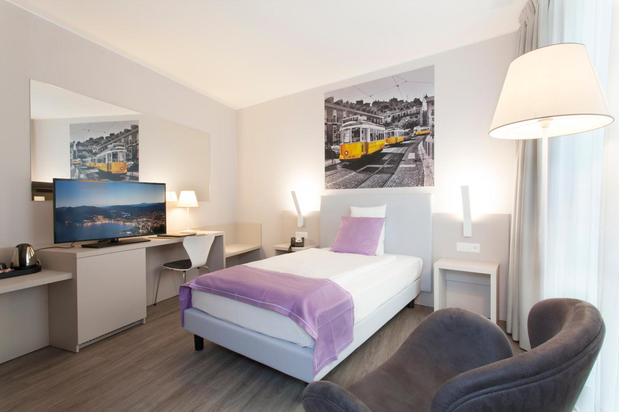 Business Room with French Bed,1604780595:JPEG